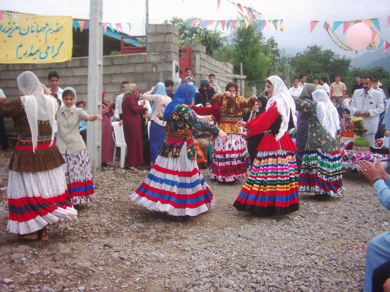 رقص قاسم‌آبادی | قاسم‌آباد جاذبه گردشگری ایران